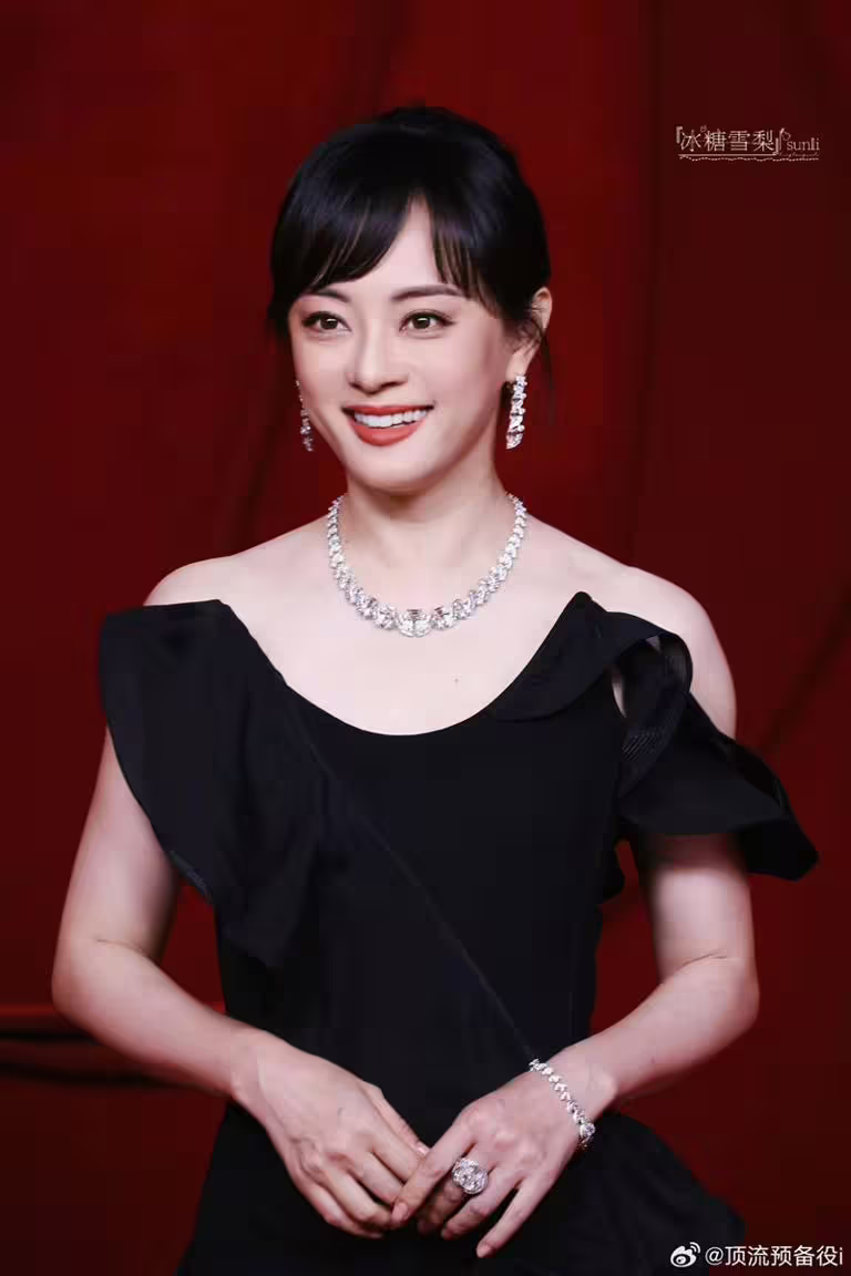 孫儷不久前曾被爆出有隱退的念頭。(圖/翻攝自微博) 孫儷不久前曾被爆出有隱退的念頭。(圖/翻攝自微博)