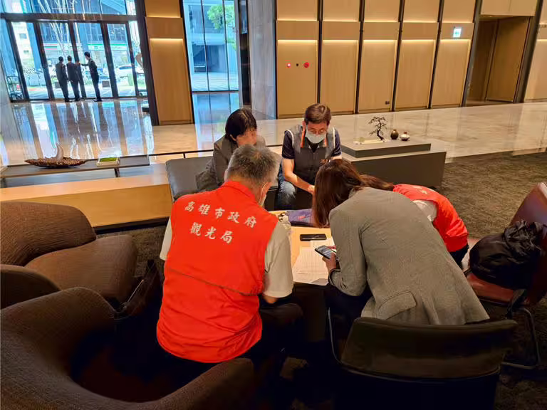 高雄觀光局聯合消保官加強旅宿房價稽查。(高市觀光局提供) 高雄觀光局聯合消保官加強旅宿房價稽查。(高市觀光局提供)