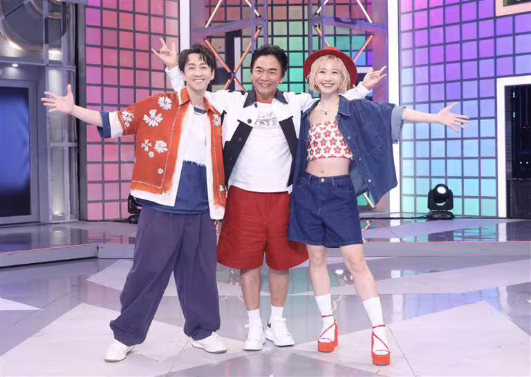 《大熱門》將進行全新升級,仍由吳宗憲、Lulu與陳漢典三位主持人領銜。(圖/記者鄭孟晃攝影) 《大熱門》將進行全新升級,仍由吳宗憲、Lulu與陳漢典三位主持人領銜。(圖/記者鄭孟晃攝影)