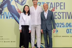 《沙贊！》羅斯巴特勒吃臭豆腐反應曝 狂讚：台北最愛城市之一