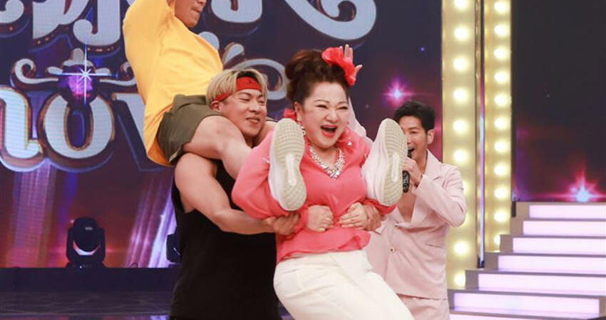 爽玩「多人運動」！69歲白冰冰「上下激烈狂震」被拍 全場嚇傻