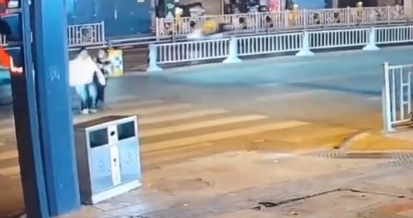 過馬路「3人被撞飛」全部慘死！酒駕男下車秒嘔吐