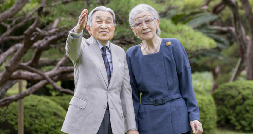 明仁上皇91歲樂享高壽 「吃飯不做1事」養生秘訣曝