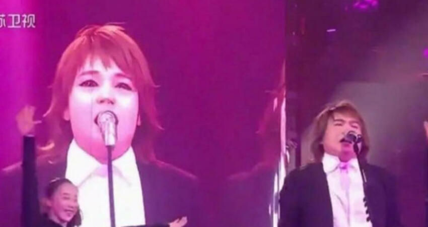 伍佰跨年表演爆插曲！身後突現「駭人鬼娃」畫面 網一看傻眼