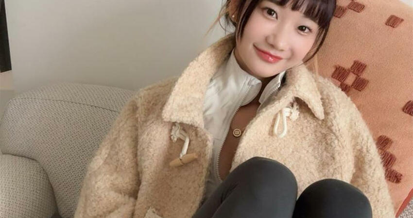 撞臉李珠珢！愛莉莎莎脱了「僅穿一件bra」大跳三振舞⋯21秒狂震片曝光