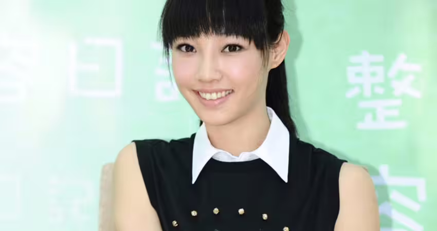 41歲影后再婚首曝二胎兒！母子互動登熱搜「大寶反成隱形人」