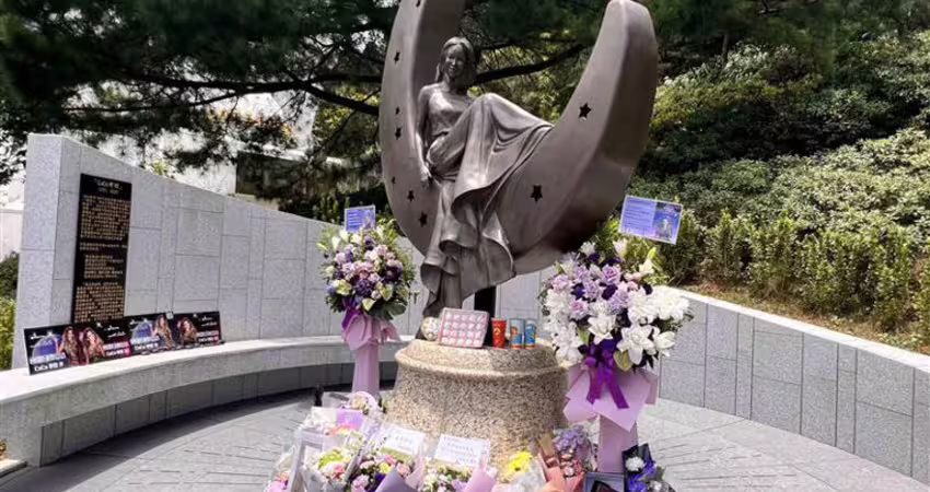 李玟離世兩年！粉絲湧金寶山悼念 現場突發「意外插曲」