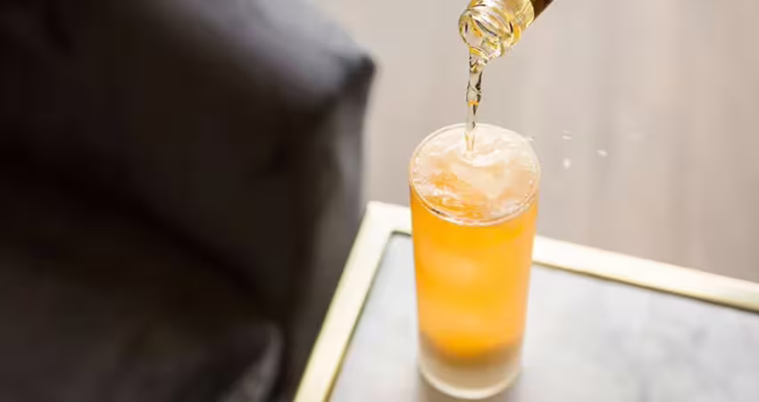 不是酒！最新研究曝「1飲品」讓肝病死亡風險更高　很多人都在喝
