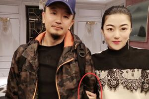 黃海波復出與女演員拍照，暴瘦衰老，女方和范冰冰爸爸有交情