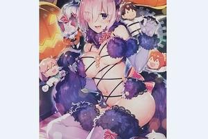 毛毛遮胸、網線裹身！白花花的巨乳娘性感COS瑪修