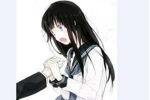 到家給你玩鋼琴日本5旬大叔誘騙女學生摸歐派被捕