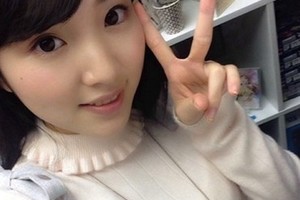 童顏巨乳女聲優豐田萌繪將發售自己首個寫真集，中村悠一表示也想要一本
