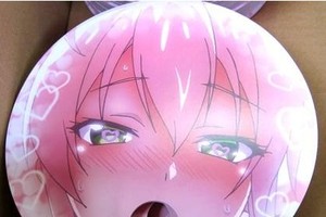 《第一次的辣妹》官方街頭發羞羞扇引起觀注