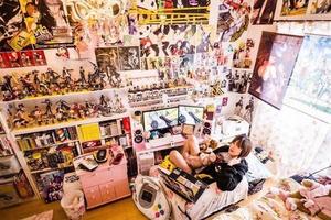 實拍日本禦宅女一族房間，蘿服成堆，模型成排