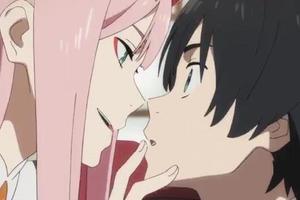 10種？DARLING in the FRANXX第一集裡常見動畫套路整理