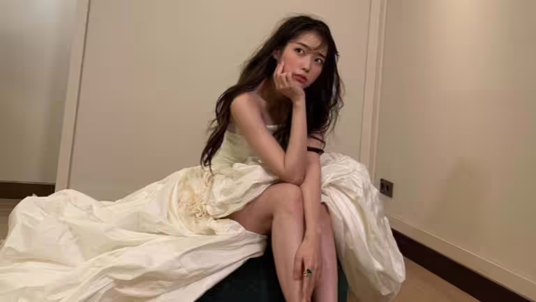 IU將5月回歸歌壇。(圖/翻攝自dlwlrma IG) IU將5月回歸歌壇。(圖/翻攝自dlwlrma IG)