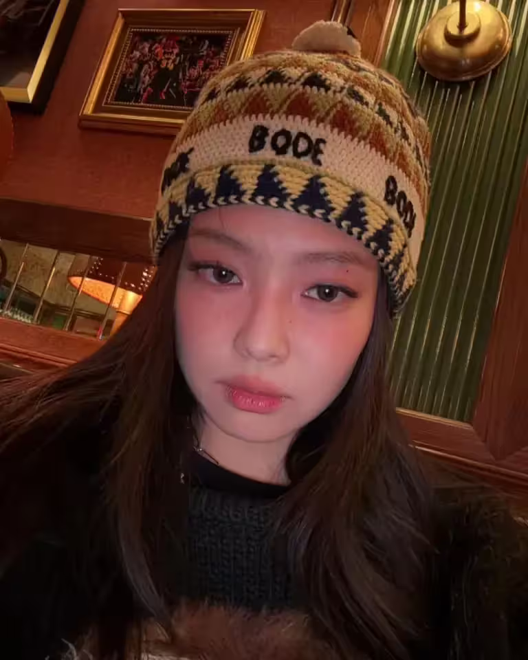 ▲Jennie在2023年也曾捐款韓幣1億給首爾大學醫學院,只不過韓國民眾對於兩次捐款的反應截然不同。(圖/Jennie IG) ▲Jennie在2023年也曾捐款韓幣1億給首爾大學醫學院,只不過韓國民眾對於兩次捐款的反應截然不同。(圖/Jennie IG)
