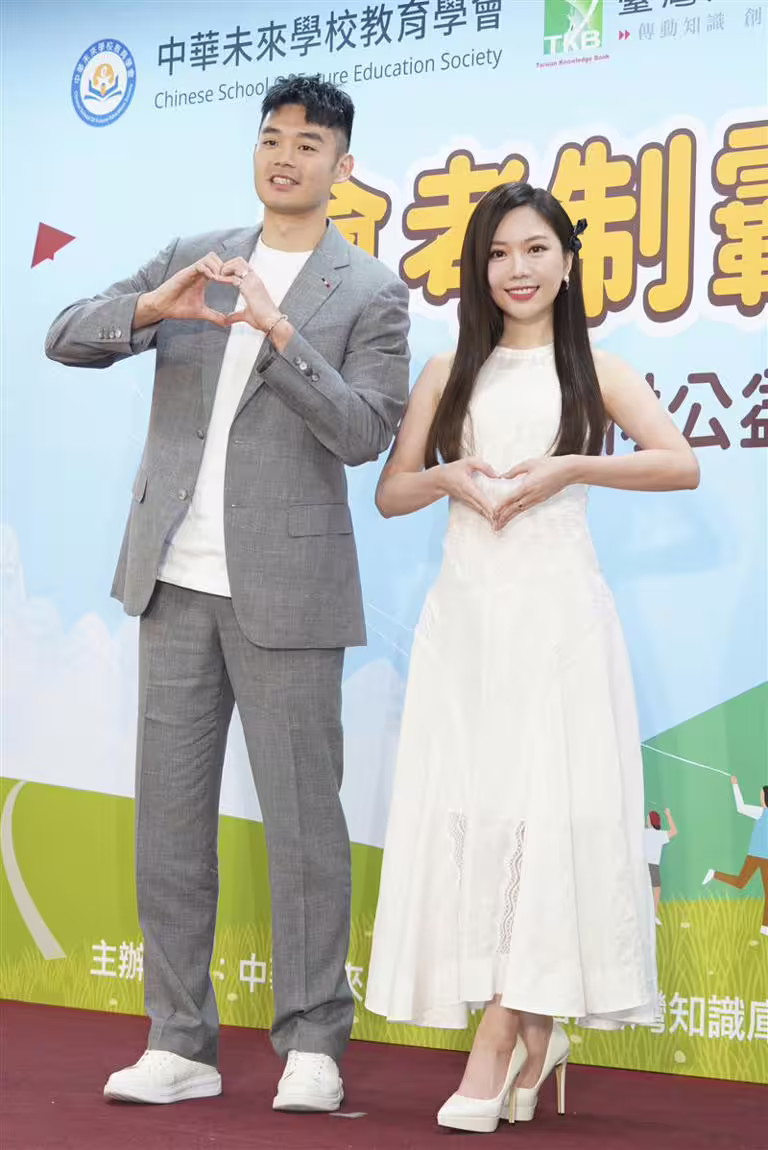 蔡尚樺與王齊麟（左）會相約打羽球（圖／記者趙于瑩攝）