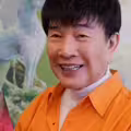 85歲謝雷三度心肌梗塞！演場會一半左胸劇痛後台倒地 歌后出手救回一命