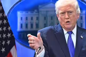 川普祭15%新關稅!行政院證實「台灣專屬豁免沒了」 川普祭15%新關稅!行政院證實「台灣專屬豁免沒了」