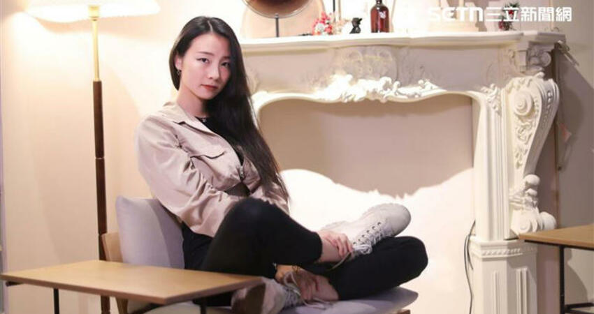 獨家／陳忻玥窮到買不起60元牛肉麵當街淚崩 銀行存款剩700元領不出來