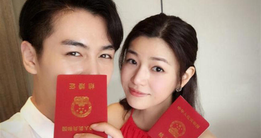 27字斷開陳曉！陳妍希隔8小時「悄改臉書聲明」粉絲刷一排打氣