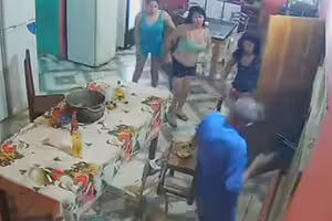 深夜5歹徒持槍搶劫 阿公1招護家人 深夜5歹徒持槍搶劫 阿公1招護家人