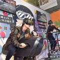 新北耶誕城超夯科技 體驗AR及VR實境遊戲