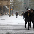芝加哥迎「初雪」零下10度...破44年紀錄　多輛汽車打滑！