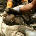 驚！亞馬遜殘忍習俗：每年殺嬰近百人 因為這樣的原因就將這些小生命活埋！！