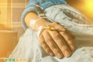 用90天拼下半生  看抗癌醫師如何讓癌細胞退伍