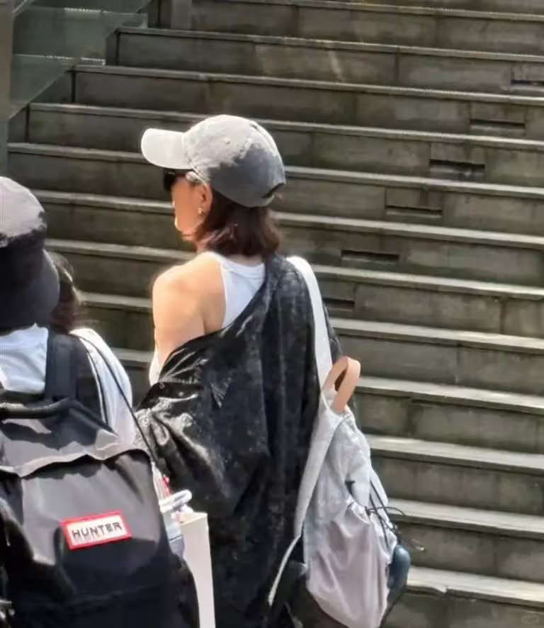 50歲賈靜雯被稱讚狀態超好。（圖／翻攝自小紅書）