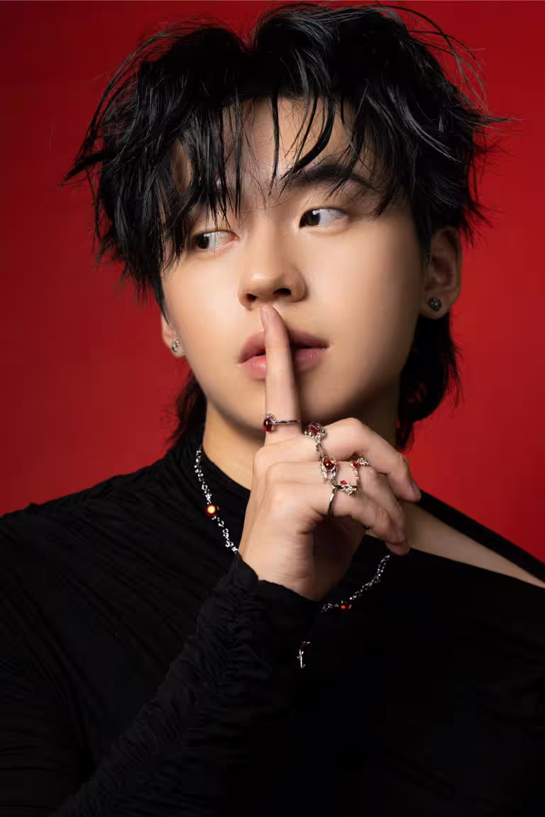 齊翔推出 EP〈STILL〉,預告年底專場演出將大秀上半身。(ZEALOTS提供) 齊翔推出 EP〈STILL〉,預告年底專場演出將大秀上半身。(ZEALOTS提供)