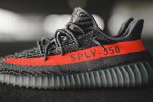 AdidasYeezyBoostV2版本「SteelGrey/Beluga-SolarRed」灰橘