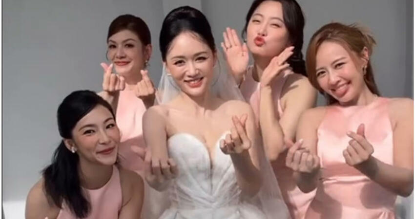 陳喬恩太美啦！穿深V白紗同框七朵花伴娘團 鄭元暢也來了