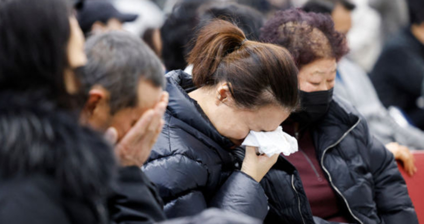 單親媽慶祝抗癌康復！搭上死亡航班「獨留小兄妹」　最後心碎訊息曝