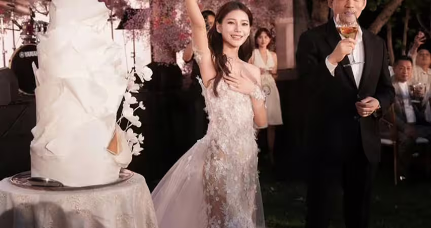 汪小菲44歲生日！Mandy深夜曬照 無預警深情告白「同頻人懂你的難處」