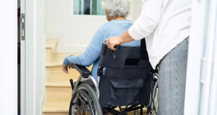 8月新制一次看 80歲以上聘外籍看護免評