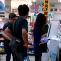 [怪咖異事] 以後別被我遇到！女店員不爽奧客被辭職 命運竟讓她意外復仇…