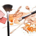這五個微不足道的化妝工具也需要清洗