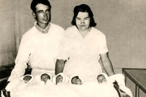 她們是「世界上首例5胞胎女孩」，1934年一出生便受到全球關注，但後來她們的悲慘遭遇會讓你見識到人性醜惡…