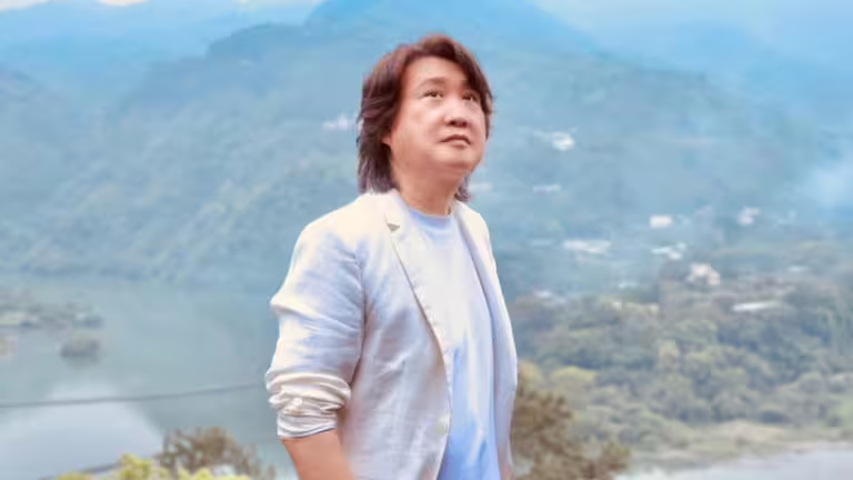 周治平邀請吳胤呈擔任嘉賓。(圖/尚時代文創娛樂提供) 周治平邀請吳胤呈擔任嘉賓。(圖/尚時代文創娛樂提供)