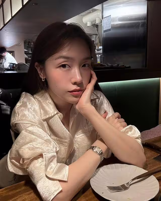 珉雅與溫朱莞結婚。(圖/翻攝自IG) 珉雅與溫朱莞結婚。(圖/翻攝自IG)