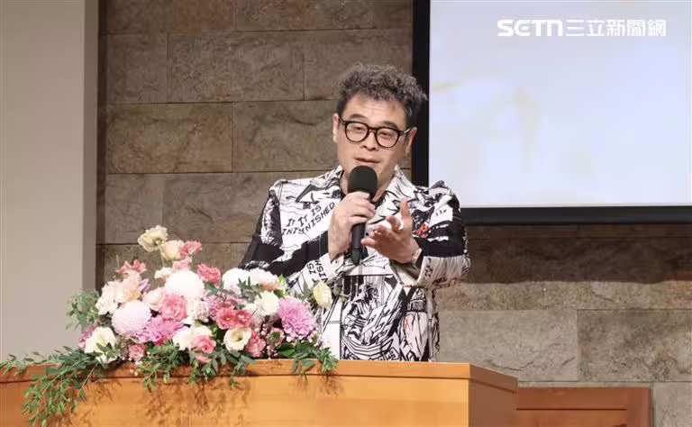 林凱文表示,這一場追思會就是以爸爸生前演唱會的規格完成的。(圖/記者鄭孟晃攝影) 林凱文表示,這一場追思會就是以爸爸生前演唱會的規格完成的。(圖/記者鄭孟晃攝影)