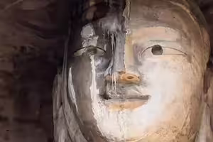 寒流感冒？中國「佛像流鼻涕照」瘋傳　網揭真相氣炸