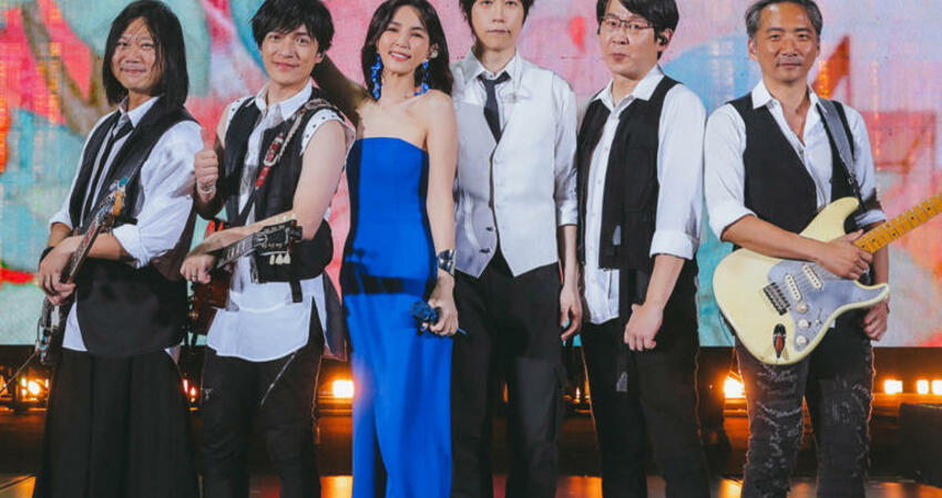 阿信Ella合唱《五月天》MV恢復上架 網瘋猜天價版權費他親回應了