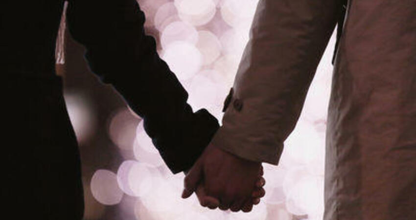 人妻傳訊「寶貝❤」辯：只是朋友 豬隊友IG打她臉