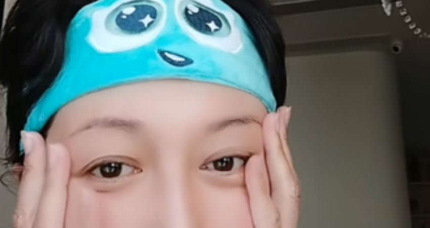 昔與成龍不倫戀 吳綺莉罕現身拜年「臉水腫」 小龍女離家8年行蹤不明