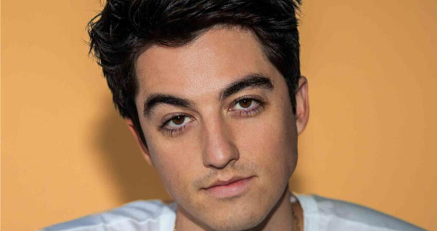 8月台北開唱！高顏值暖男Elijah Woods 寵台粉驚喜開直播