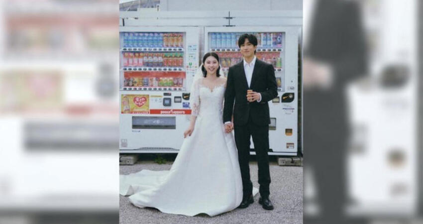 婁峻碩、焦凡凡愛情長跑8年沖繩完婚 婁霸氣吻甜死人